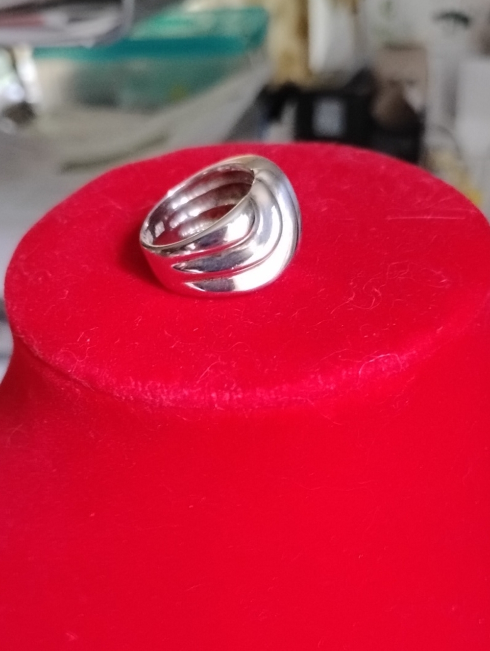 Sterling Silver Wave Band Ring Size 5&1/2 - Picture 2 of 6